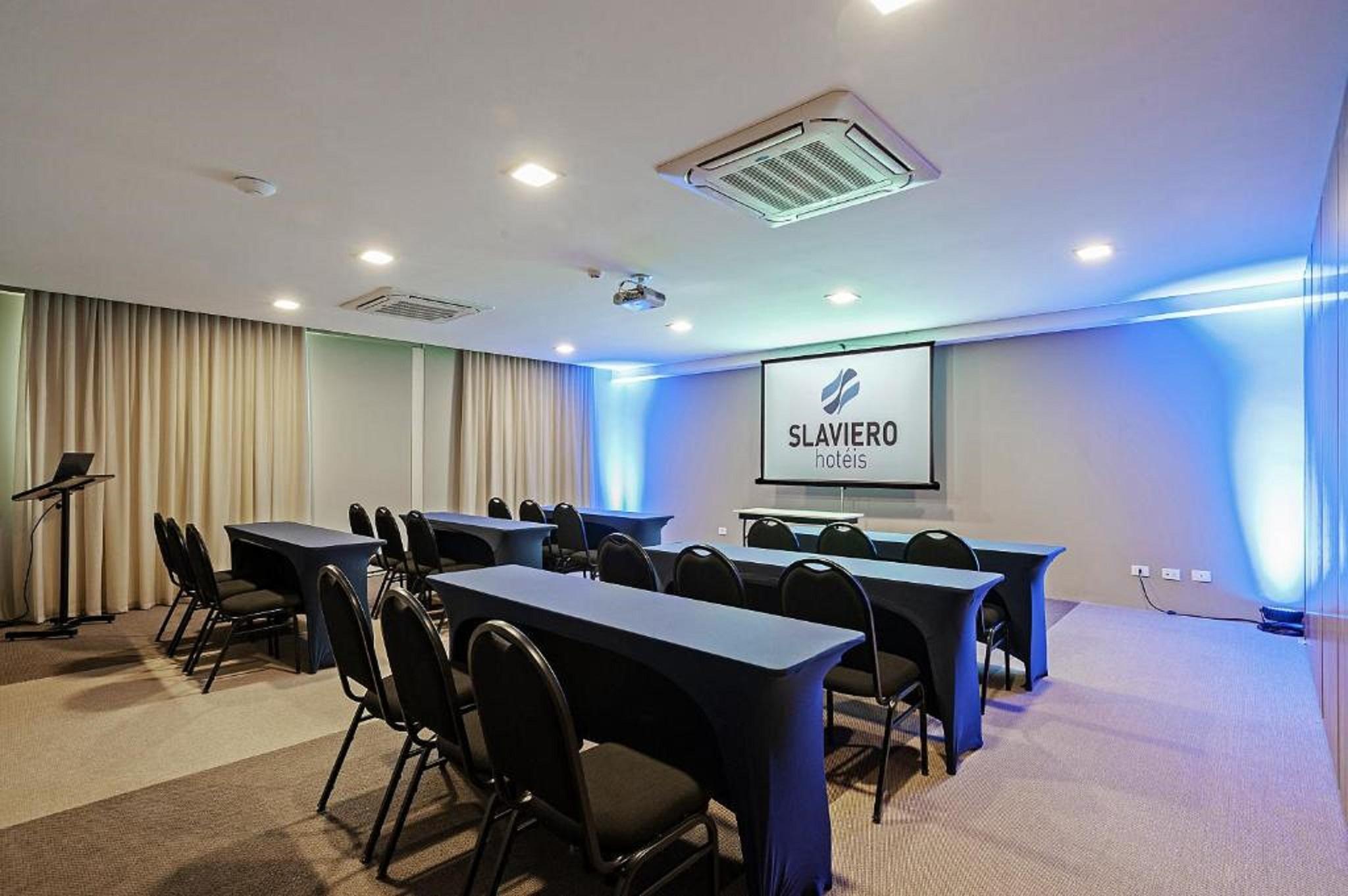 Slaviero Curitiba Aeroporto Hotel São José dos Pinhais Buitenkant foto